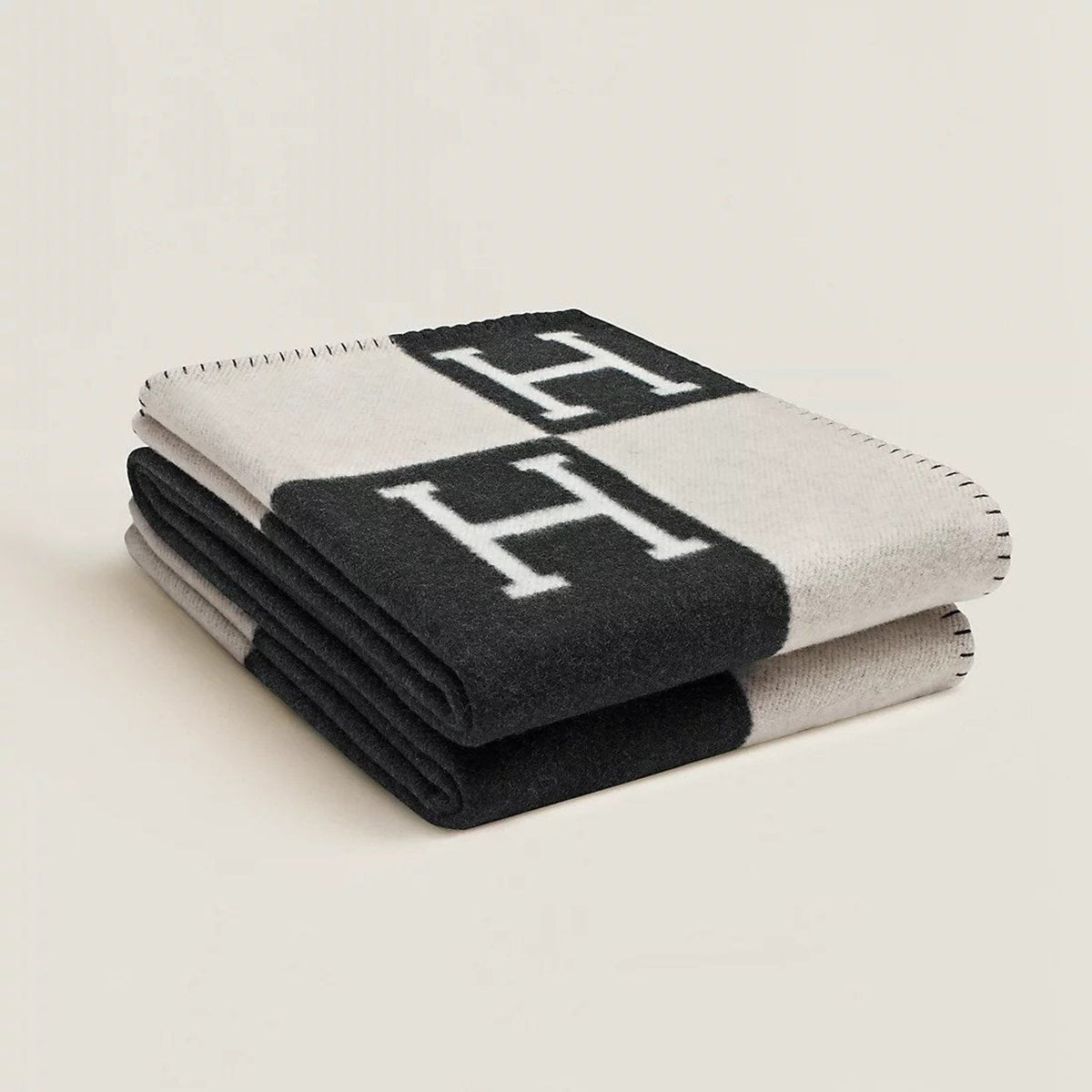 Luxe Wool-Cashmere Wool Cashmere Blanket