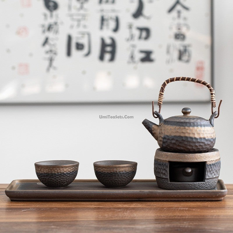 Handgefertigtes Keramik-Teekannen-Set mit Stövchen und Serviertablett für achtsame Teerituale, japanisch inspiriertes Design für Grüntee, Kräutermischungen | Thomler