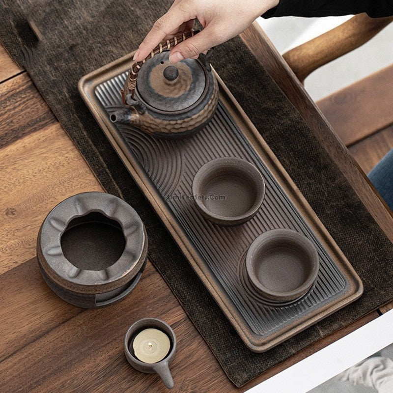 Handgefertigtes Keramik-Teekannen-Set mit Stövchen und Serviertablett für achtsame Teerituale, japanisch inspiriertes Design für Grüntee, Kräutermischungen | Thomler
